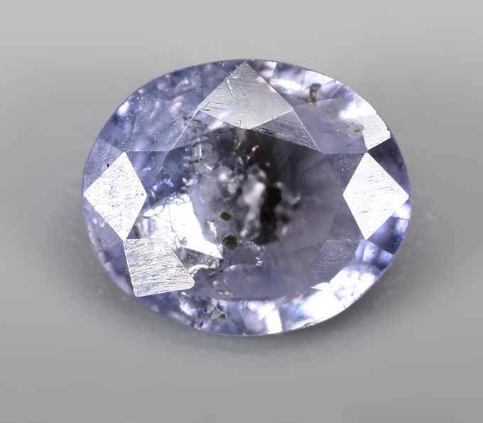 Без облагораживания! Голубовато-пурпурный сапфир 1,37 карата