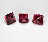 Набор из 3 кристаллов рубиновой шпинели 3,07 карата 