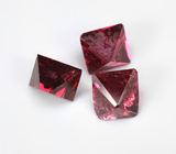 Набор из 3 кристаллов рубиновой шпинели 3,07 карата 
