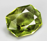 Яркий перидот 3,51 карата 