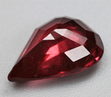 Яркий гранат высокой чистоты 2,39 карата 