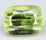 Крупный перидот 7,33 карата 