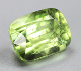 Крупный перидот 7,33 карата 