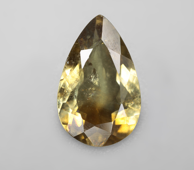 Желтый турмалин 2,56 карата