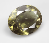 Зеленовато-желтый турмалин 3,81 карата 