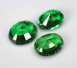Набор из 3 «неоновых» цаворитов 2,99 карата 