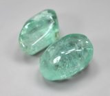 Пара уральских голубовато-зеленых бериллов 13,39 карата 
