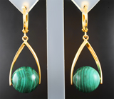 Массивные золотые серьги с крупными контрастными сферами уральского малахита 37,93 карата