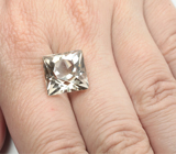 Чистейший дымчатый кварц португальской огранки 10,8 карата 