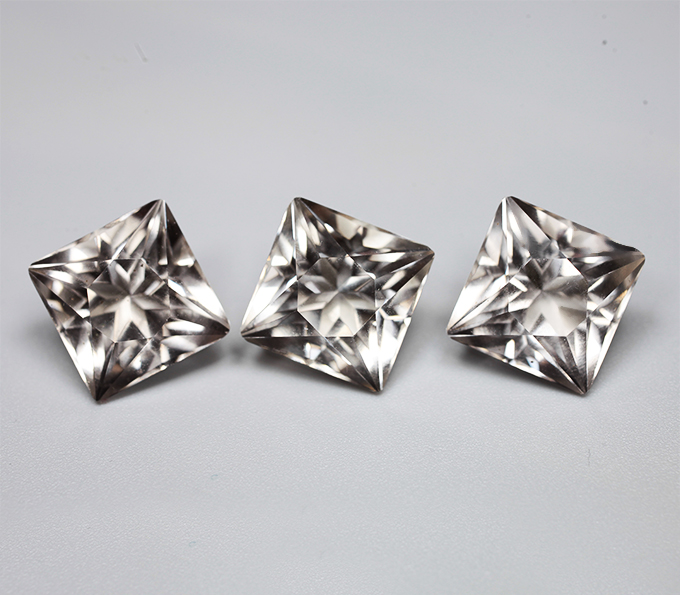 Набор чистейшего дымчатого кварца португальской огранки 31,4 карата