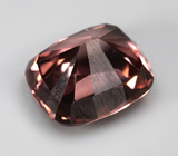 Чистейший падпараджа циркон 2,72 карата 