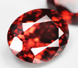 Редкая пара красных цирконов 5,18 карата 