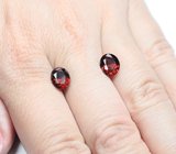 Редкая пара красных цирконов 5,18 карата 