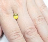 Яркий зеленовато-желтый сфен 1,17 карата