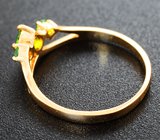 Золотое кольцо с яркими сочно-зелеными уральскими демантоидами 0,41 карата