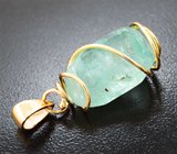 Золотой кулон с крупным уральским зеленым бериллом 16,74 карата