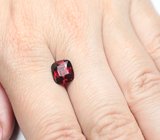 Чистейший умбалит гранат 3,47 карата 