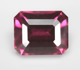 Чистейший умбалит гранат 4,1 карата 