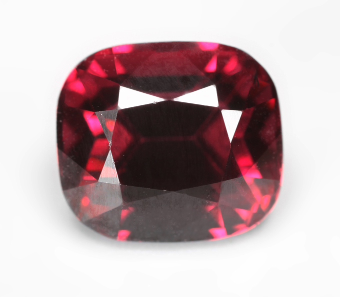 Чистейший умбалит гранат 4,46 карата