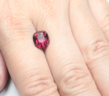 Чистейший умбалит гранат 4,46 карата