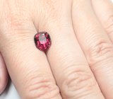 Чистейший умбалит гранат 4,46 карата 