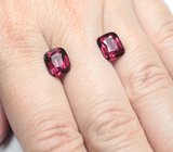 Редкая пара чистейших умбалитов гранатов  7,31 карата 