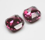 Редкая пара чистейших умбалитов гранатов 7,11 карата 