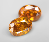 Пара желтых сфалеритов 2,77 карата 