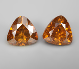 Пара оранжевато-желтых сфалеритов 1,89 карата 