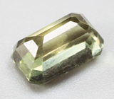 Желто-зеленый апатит 2,02 карата 