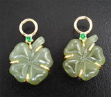 Золотые подвесы для серег с резным нефритом 15,87 карата и цаворитами