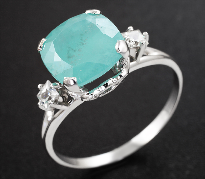 Золотое кольцо с редким смитсонитом 4,92 карата и лейкосапфирами