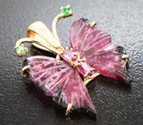 Золотой кулон с резными полихромными турмалинами 3,93 карата, цаворитами и рубинами Золото