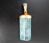 Крупный золотой кулон с красивейшим насыщенным кристаллом забайкальского аквамарина 58,35 карата и синими сапфирами