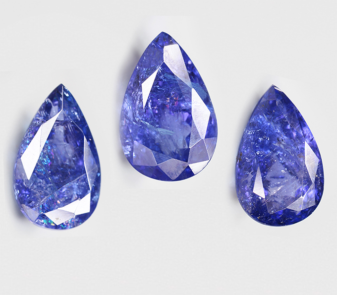 Крупный набор из 3 танзанитов 20,73 карата