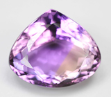 Чистейший крупный аметрин 18,18 карата 