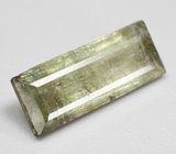 Желтовато-зеленый турмалин 1,83 карата 