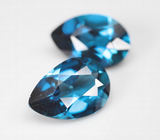 Пара чистейших London топазов 5,69 карата 