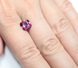 Чистейший умбалит гранат 2,74 карата 