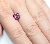 Чистейший умбалит гранат 2,74 карата