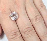 Крупный морганит 7,48 карата 