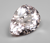 Крупный морганит 9,32 карата