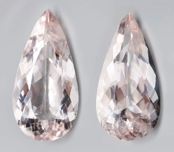 Эксклюзивный размер! Чистейшая пара бразильских морганитов 44,45 карата