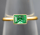 Золотое кольцо с ярким цаворитом 0,87 карата Золото