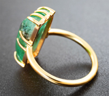 Золотое кольцо с крупным насыщенным уральским изумрудом без облагораживания 7,43 карата Золото