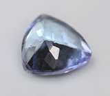 Синевато-фиолетовый цоизит 0,77 карата 