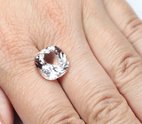 Крупный морганит высокой чистоты 7,67 карата 