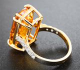 Кольцо с гелиодором 12,97 карата и бесцветными цирконами Золото