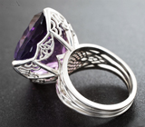 Кольцо с аметистом лазерной огранки 22,55 карата  Серебро 925