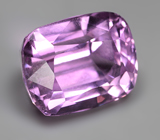 Кунцит высокой чистоты 8,68 карата 